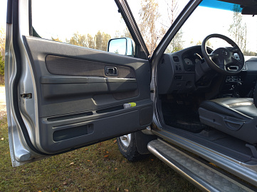 Nissan NP300, 2012г, полный привод, механика