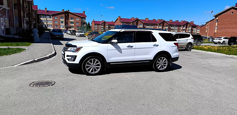 Ford Explorer, 2017г, полный привод, автомат