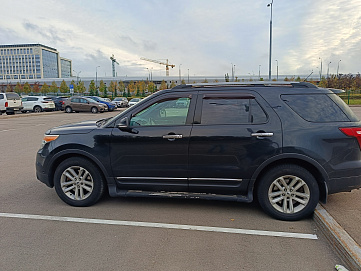 Ford Explorer, 2014г, полный привод, автомат