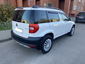 Skoda Yeti, 2012г, передний привод, робот