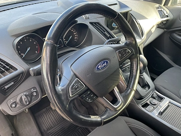 Ford Kuga, 2018г, полный привод, автомат