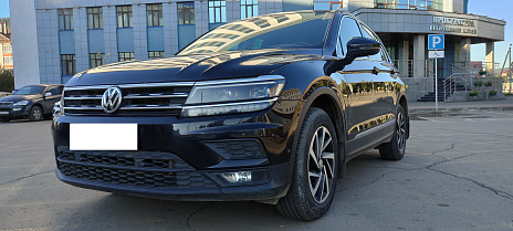 Volkswagen Tiguan, 2018г, полный привод, робот