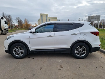 Hyundai Santa Fe, 2016г, полный привод, автомат