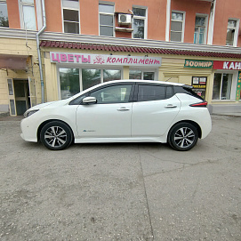 Nissan Leaf, 2019г, передний привод, автомат