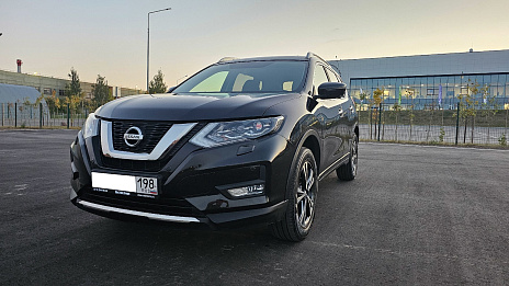 Nissan X-Trail, 2018г, полный привод, вариатор