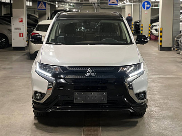 Mitsubishi Outlander, 2022г, полный привод, вариатор