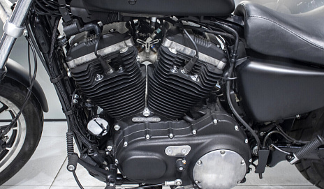 Harley-Davidson Sportster XL883 N