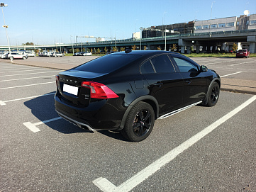 Volvo S60 Cross Country, 2015г, полный привод, автомат