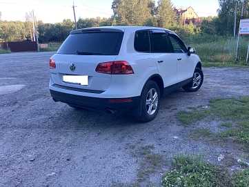 Volkswagen Touareg, 2014г, полный привод, автомат