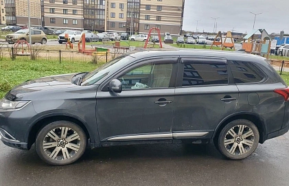 Mitsubishi Outlander, 2017г, полный привод, вариатор