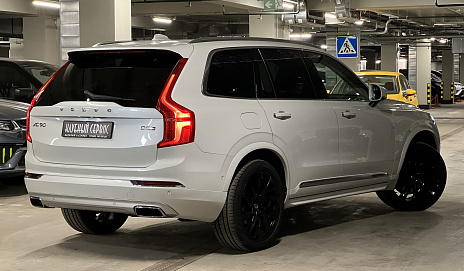 VOLVO XC90 белый