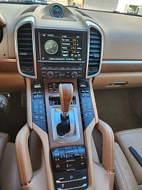 Porsche Cayenne, 2014г, полный привод, автомат