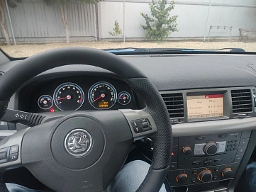 Opel Vectra, 2007г, передний привод, механика