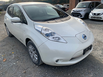 Nissan Leaf, 2016г, передний привод, автомат