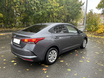 Hyundai Solaris, 2021г, передний привод, автомат