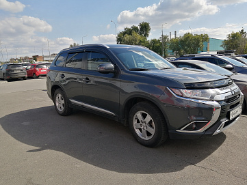 Mitsubishi Outlander, 2019г, полный привод, вариатор