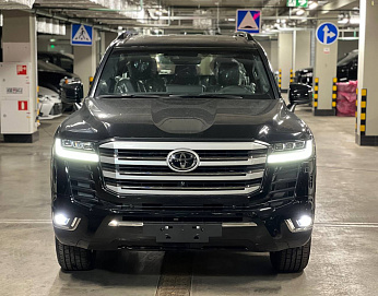 Toyota Land Cruiser 300, 2024г, полный привод, автомат