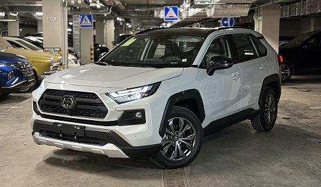 Toyota RAV 4 (белый)