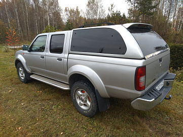 Nissan NP300, 2012г, полный привод, механика