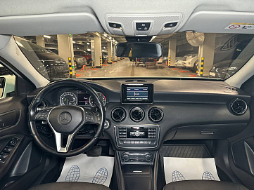 Mercedes-Benz A-Класс, 2013г, передний привод, робот