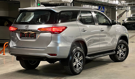 Toyota Fortuner II рестайлинг