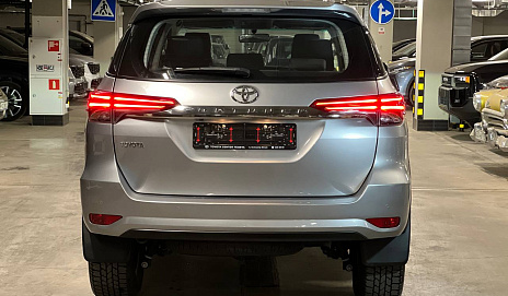 Toyota Fortuner II рестайлинг