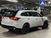 Mitsubishi Outlander, 2022г., полный привод, вариатор