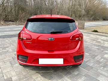 Kia Ceed, 2015г, передний привод, автомат