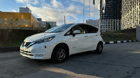 Nissan Note, 2019г, передний привод, автомат