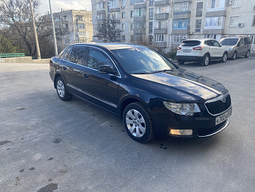 Skoda Superb, 2013г, передний привод, робот