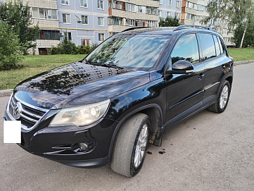 Volkswagen Tiguan, 2009г, полный привод, автомат