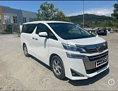 Toyota Vellfire, 2019г., полный привод, вариатор