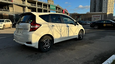 Nissan Note, 2019г, передний привод, автомат