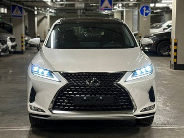 Lexus RX, 2022г, полный привод, автомат