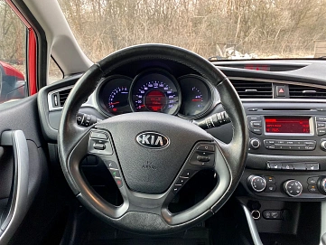 Kia Ceed, 2015г, передний привод, автомат