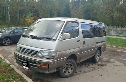 Toyota HiAce, г., полный привод, автомат