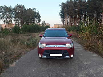 Mitsubishi Outlander, 2014г, полный привод, вариатор