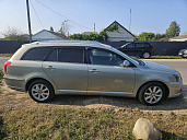 Toyota Avensis, 2006г., передний привод, механика