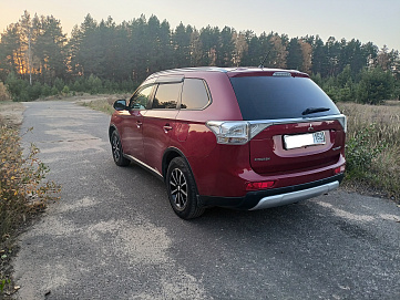 Mitsubishi Outlander, 2014г, полный привод, вариатор