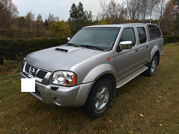 Nissan NP300, 2012г, полный привод, механика