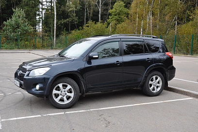 Toyota RAV4, 2011г, полный привод, автомат