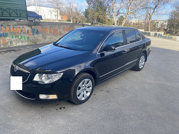 Skoda Superb, 2013г, передний привод, робот