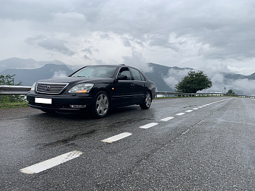 Lexus LS, 2004г, задний привод, автомат