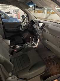 Nissan Pathfinder 2010 - 2014 III Рестайлинг, 2012